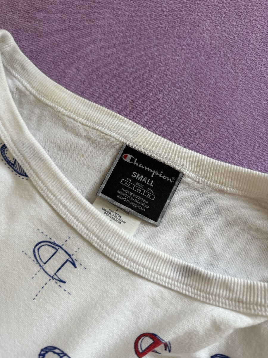 Champion T-shirt: Champion T- Shirt, Gr. S – Usato da Untersteckholz venduto da ger_92lp 3