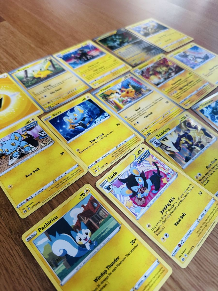 Pokémon Carte collezionabili: Pokémon Karten Pikatch Blitz – Nuovo (secondo la descrizione) da Bern venduto da fab_psv9 3