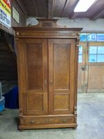 Alter Schrank