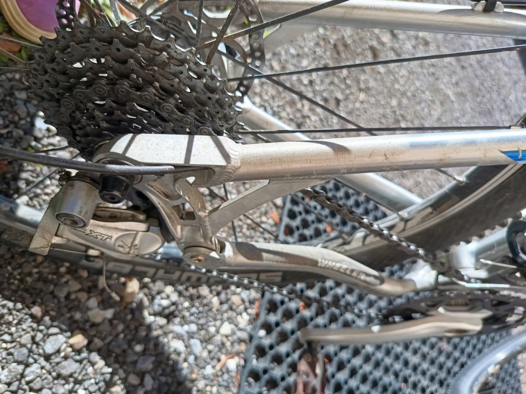 Wheeler Biciclette: Cooles Wheeler Bike Fully mit top Komponenten – Usato da Finsterwald LU venduto da zabryna 2