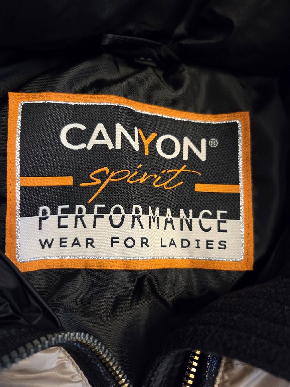 Giacche: schöne Jacke, Stepojaxmcke, Canyon – Nuovo (secondo la descrizione) da Wiesendangen venduto da Sinhuk 2