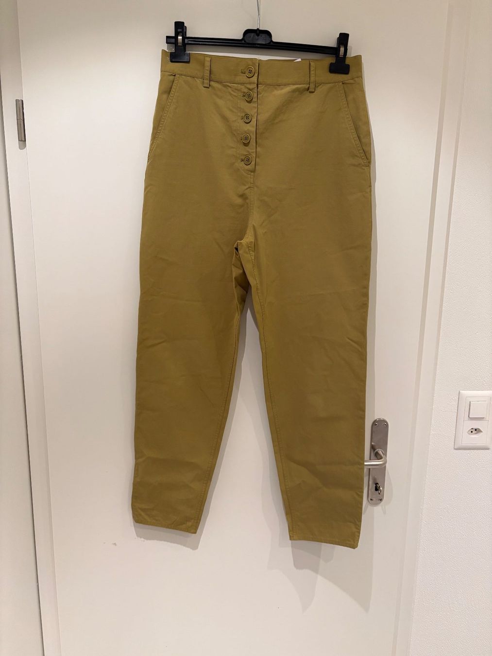 Cos Pantaloni: COS Pants - size 38 - great condition – Usato da Muzzano venduto da Sidney_3
