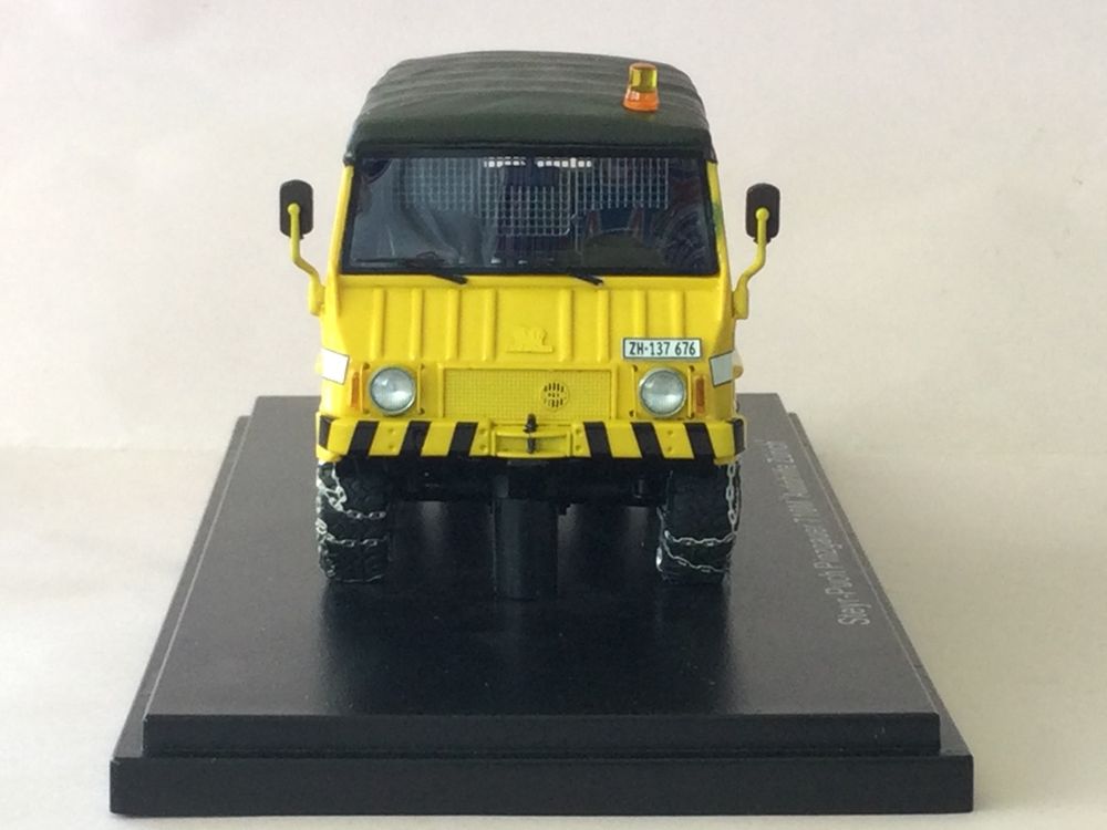 ACE 005542 Steyr-Puch Pinzgauer 710 M 4x4 mit Räumschild 1/43, Fahrzeuge
