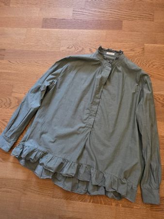 ROBERT FRIEDMAN Hemdbluse mit Rüschchen (Grösse L)