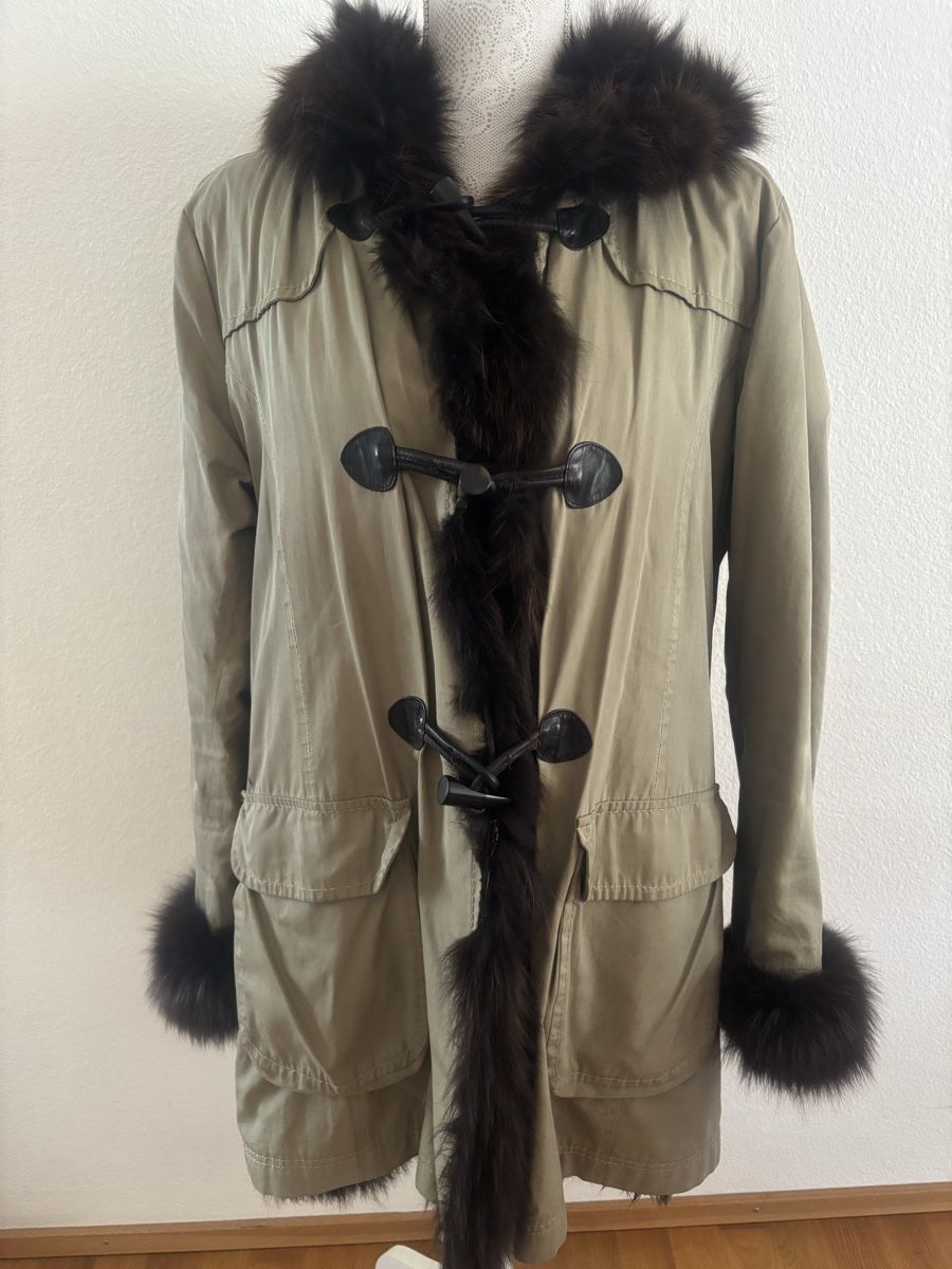 Giacche: Jacke mit Pelz Gr. M/L – Usato da Winterthur venduto da san_wd8j