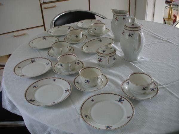 Set di piatti: Kaffeeservice Langenthal 1930-33 – Nuovo (secondo la descrizione) da Zürich venduto da DidierTG 1