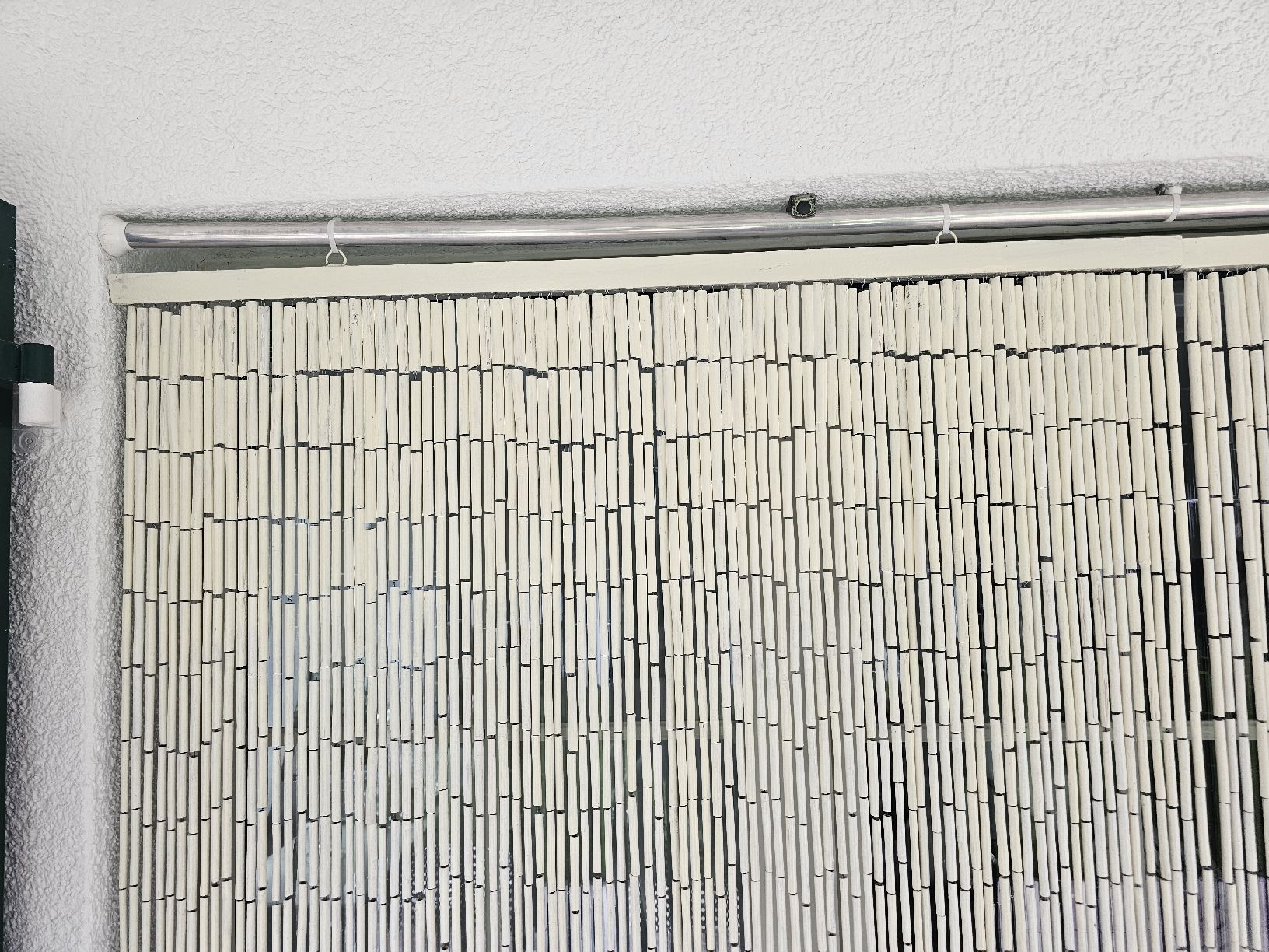 Tende: Türvorhang Bambus uni weiss 90x200 cm – Usato da Obergerlafingen venduto da Deluxepoint 2