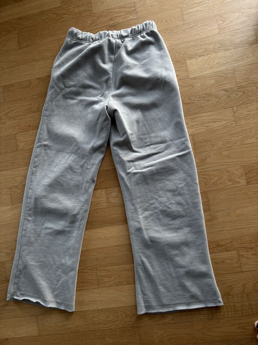 Only Pantaloni: ONLY Grey Lounge Pants, Sweatshose,Gr. M – Usato da Möhlin venduto da Halylea 2