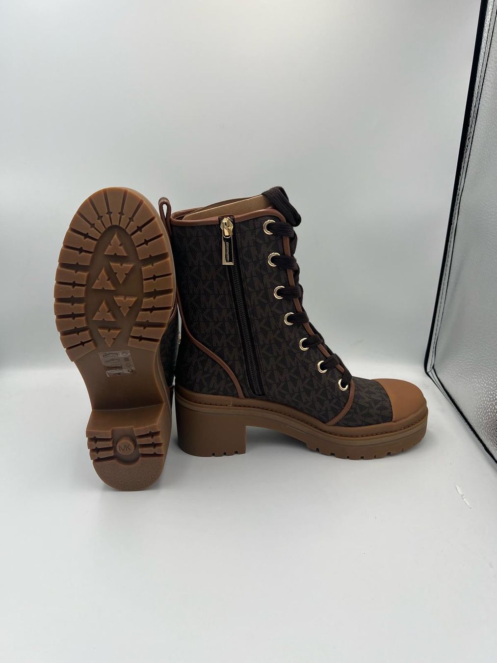 Michael Kors Scarpe da donna: Michael Kors Stiefelette braun Grösse 38 – Nuovo e nell'imballaggio originale da Wiedlisbach venduto da Sistershop 4