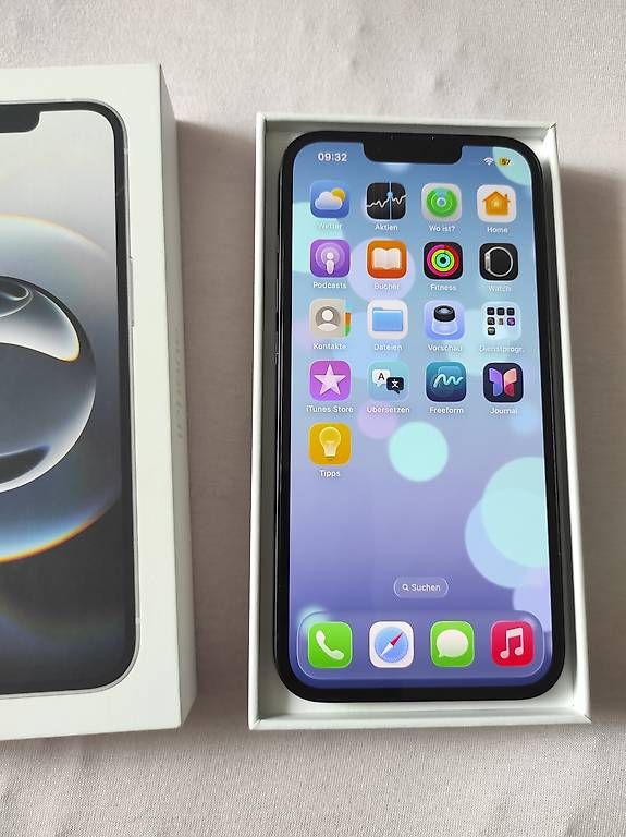Handys / Smartphones: iPhone 16e Batterie  97% – Gebraucht aus Reinach BL von mil_b29q 1
