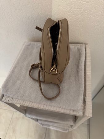 Stylische Handtasche beige, neuwertig!
