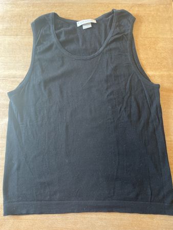 John Smedley: schwarzes Top M, np 150, wie neu