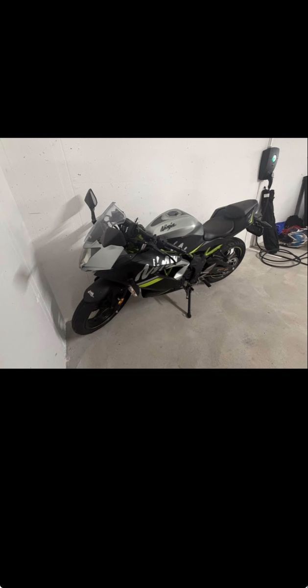 Kawasaki Strada: Kawasaki ninja 125 – Usato da Bellach venduto da nik_rq6k