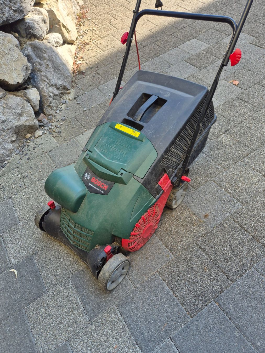 Bosch Attrezzi per la lavorazione del suolo: Bosch Universalverticut 1100 – Usato da Roggwil TG venduto da dangehrn 1
