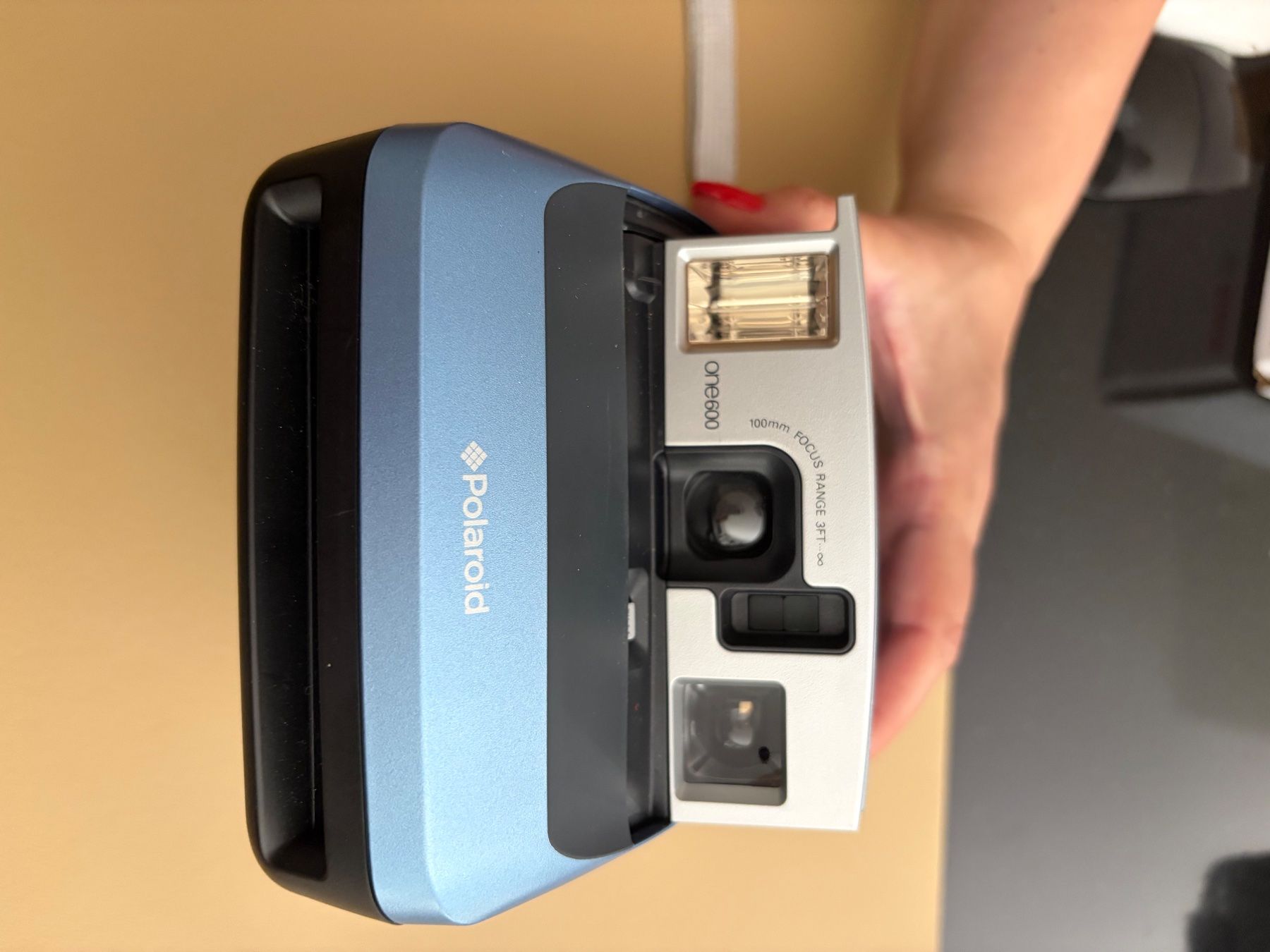 Polaroid Fotocamera: Polaroid One600 Classic Instant Camera – Usato da Genève venduto da pie79 1