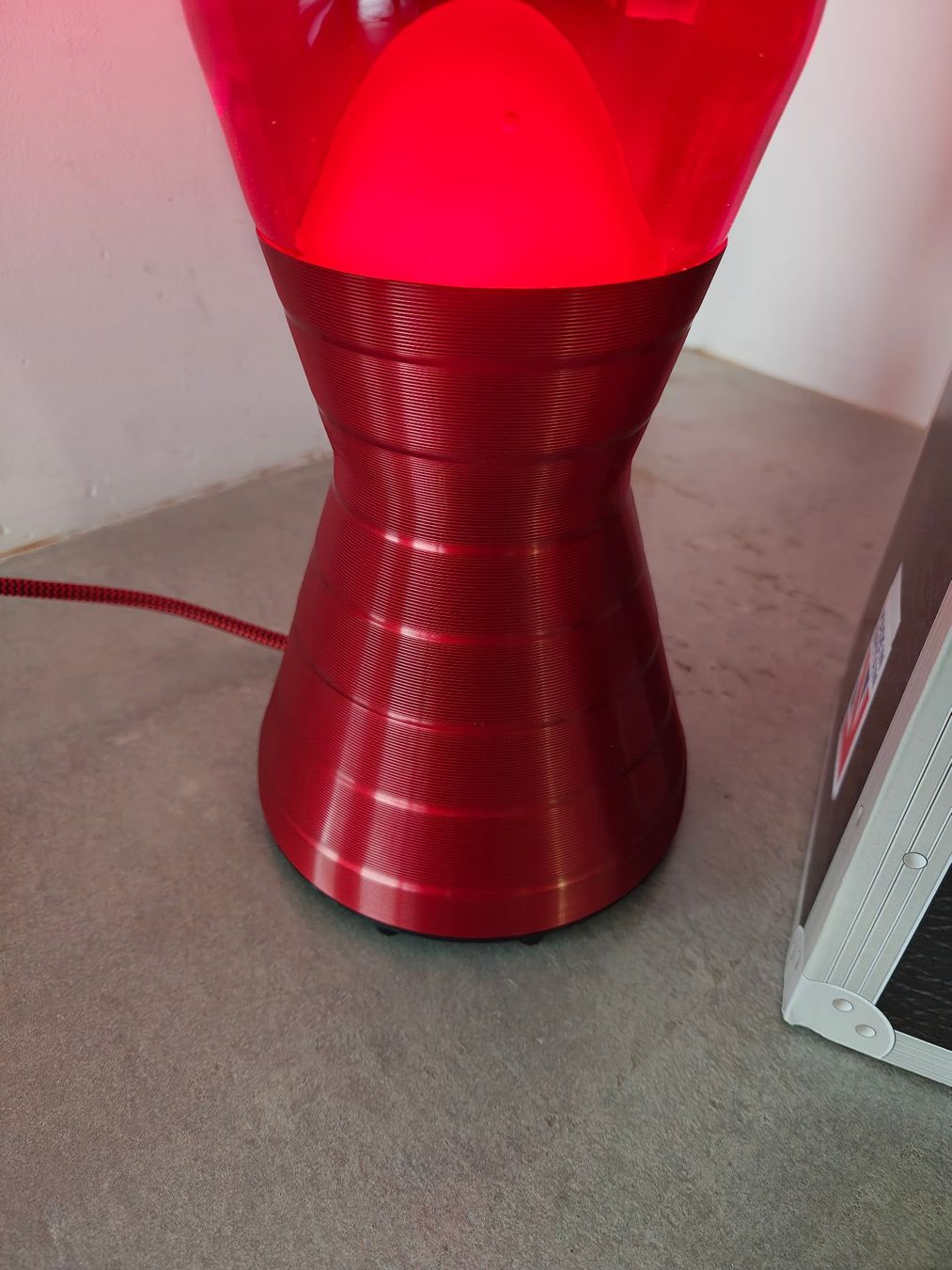 Mathmos Lampade: Mathmos x The Rolling Stones Limitierte Edition Ausverkauft! – Nuovo e nell'imballaggio originale da Sissach venduto da Tjim 1