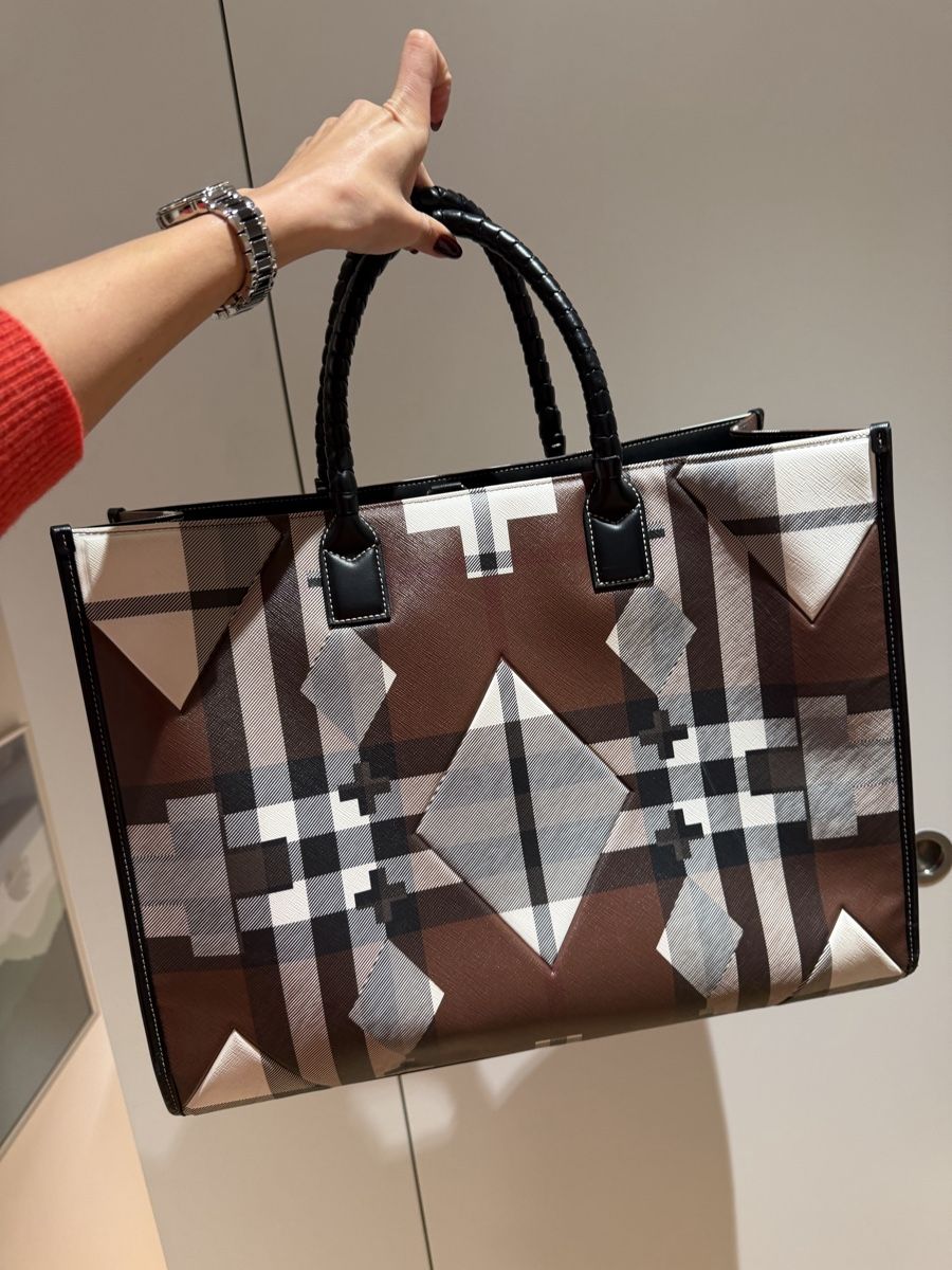 Burberry Borse: Burberry bag – Nuovo (secondo la descrizione) da Zürich venduto da bay_k26p 1