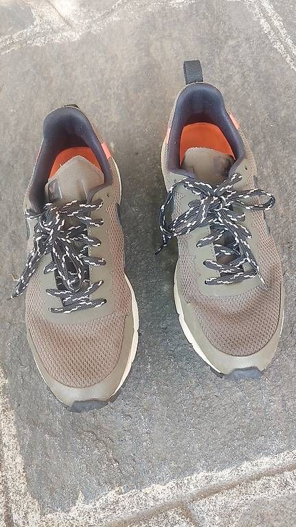 Veja Scarpe da uomo: Veja modello DEKKAN ALVEOMESH – Usato da Sonvico venduto da annickcat 3