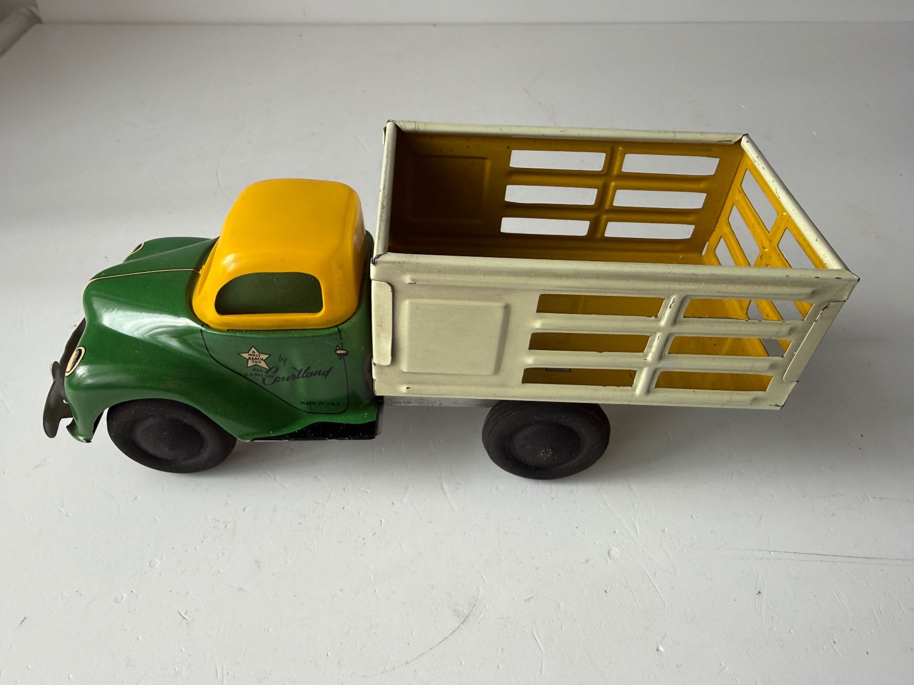 Giocattoli: Alter mechanischer Lastwagen aus Blech – Usato da Zwingen venduto da moje1 2