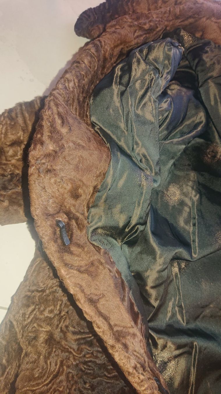 Cappotti: Alter Persianermantel Antik Vintage – Difettoso da Grenchen venduto da Zombiepolizist 5