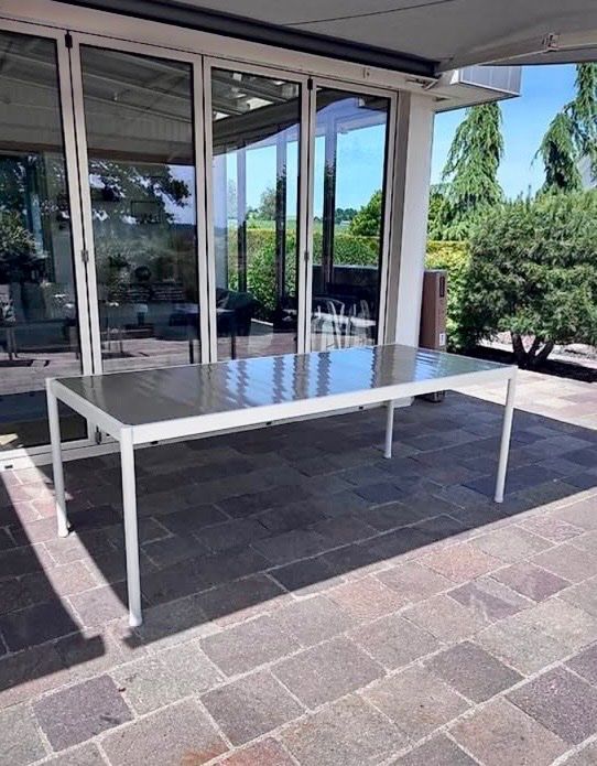 Ikea Tables: Gartentisch – D'occasion à Steinmaur par Oliho01