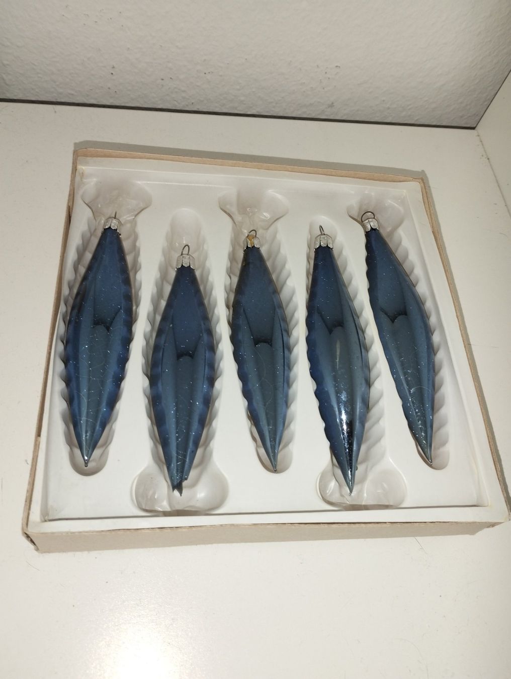 Tutte le decorazioni: 5 blaue Christbaumkugeln,Alles muss raus – Usato da Biberist venduto da DerRegenbogenfisch 3