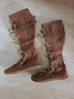 Minnetonka Stiefel in Braun 38 NEU