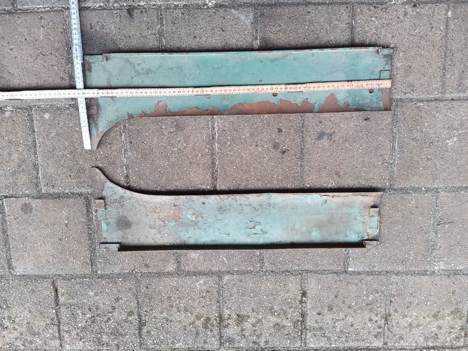 Bührer Traktoren: Oldtimer Bührer Motor Seitenbleche – Gebraucht aus Trub von Eneah 1