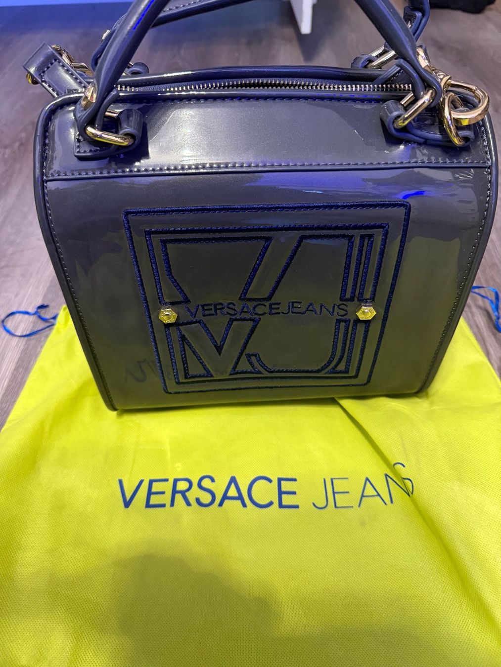 Borse da donna: Sac Versace Jeans Neuf – Nuovo (secondo la descrizione) da Plan-les-Ouates venduto da de_lia 1