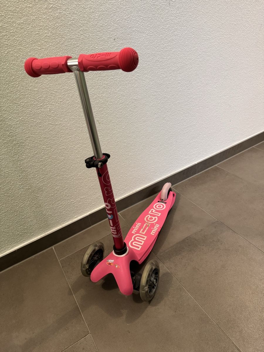 Scooter: Micro Mini Deluxe Scooter pink – Usato da Otelfingen venduto da ven_n5ms 1