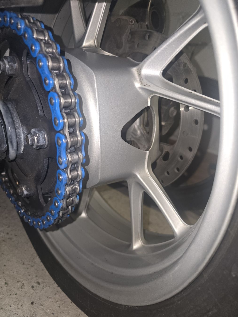 BMW Strada: BMW F900R A2 – Usato da Wängi venduto da vituliux 6