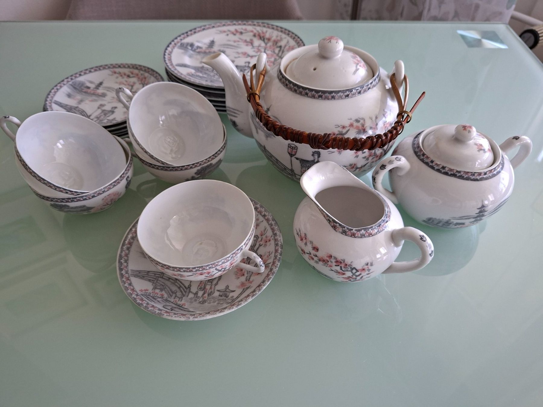 Set di piatti: Teeservice Japan Geisha – Usato da Volketswil venduto da Corvette06