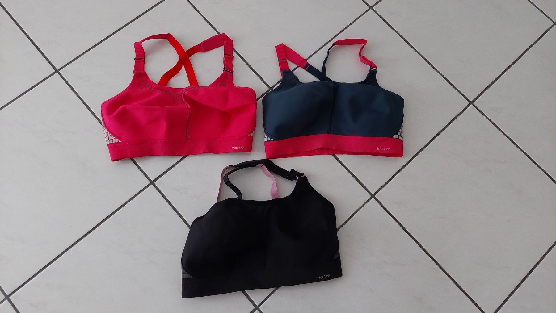 Triumph Altra biancheria intima: Sport BH Triumph 80E – Usato da Escholzmatt venduto da Ipbuur