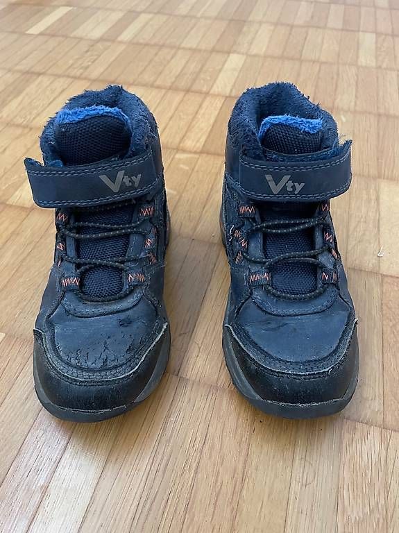 Scarpe per ragazzi: Winterschuhe Schuhe Grösse 28 – Usato da Endingen venduto da andrealita1983 2