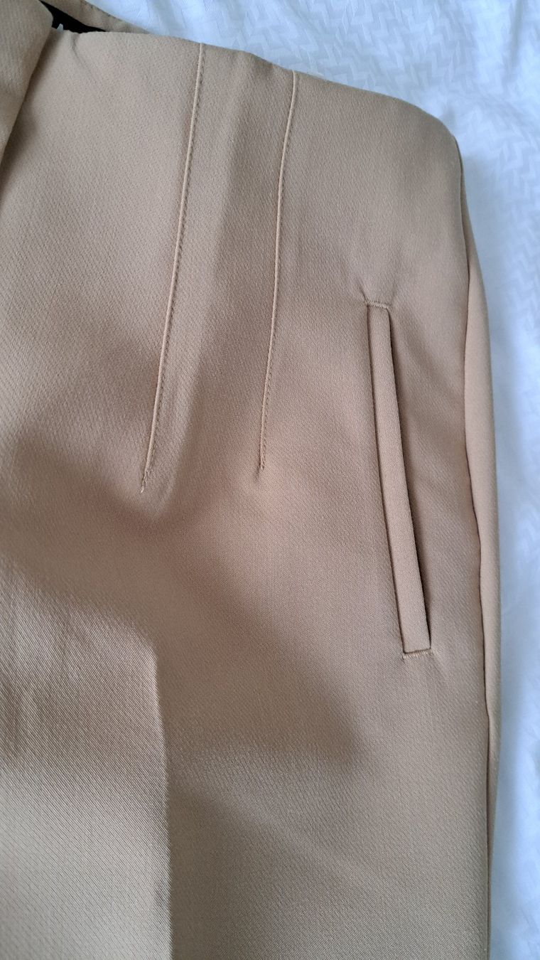 Pantaloni: Stoffhose, Gr. 34, dunkles beige – Usato da Waldkirch venduto da alwiwasg 3