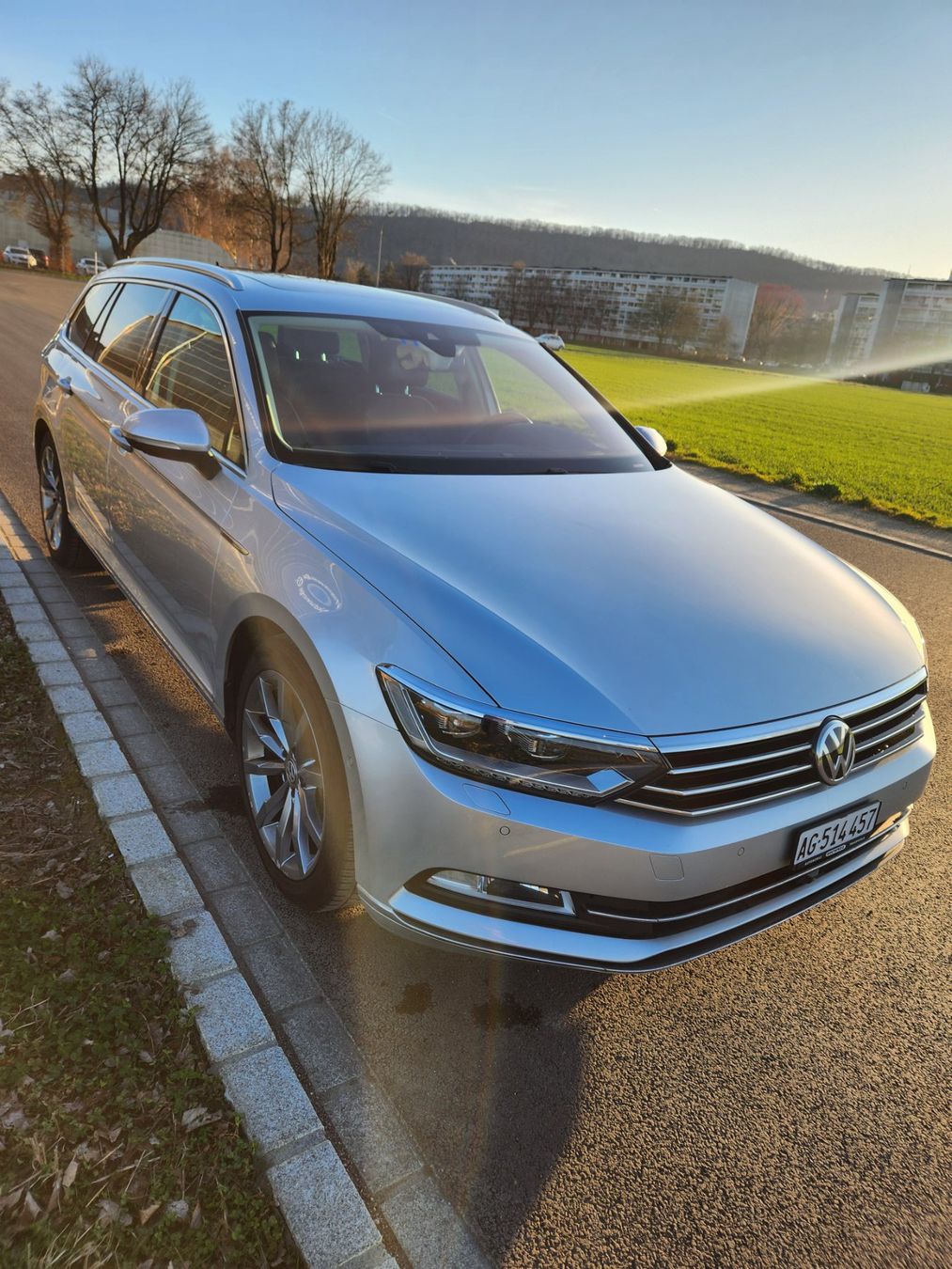 VW Automobili: VW Passat Variant 2.0 TDI BMT High. Mit MFK – Usato da Birr venduto da DiesDas 5