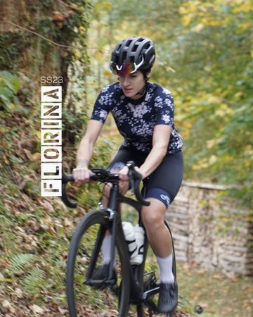 Florina Radtrikot + bibshorts Woman