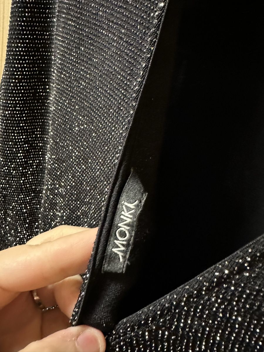 Monki Tute: Glitzer Jumpsuit von Monki – Usato da Uster venduto da staernli4 4