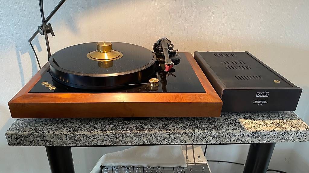 Lettore multimediale & Streamer: High End Musikanlage – Usato da Elgg venduto da vinyl03 2