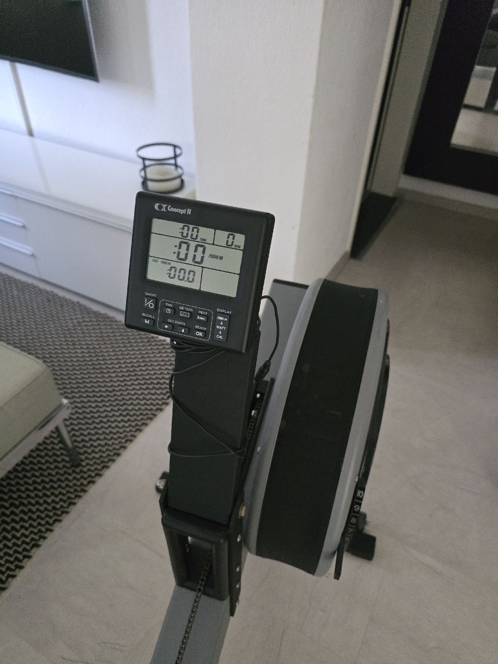Concept 2 Hometrainer: Rudergerät Concept2 pm2 – Usato da Derendingen venduto da S.Skorbi 2