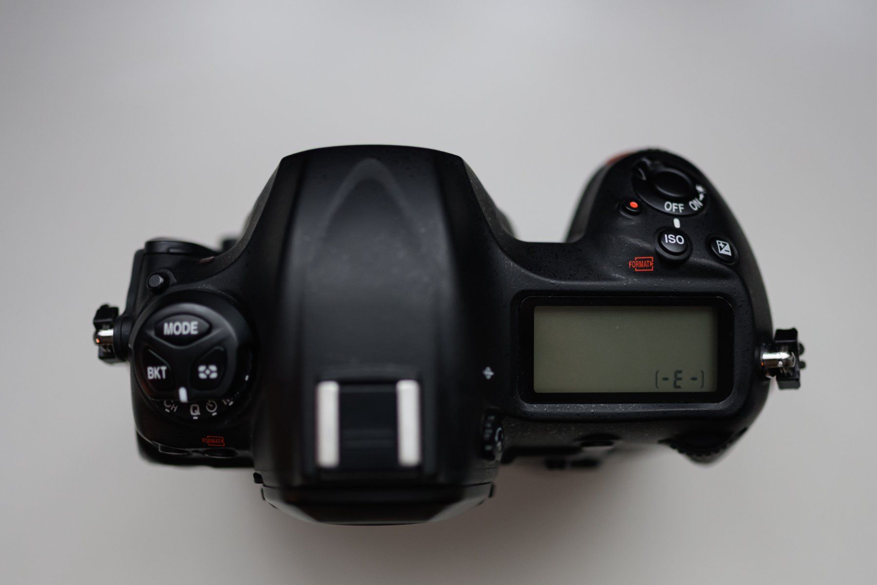 Nikon Fotocamera: Nikon D5 (Vollformat) inkl. OVP – Usato da Chur venduto da Mcama 4