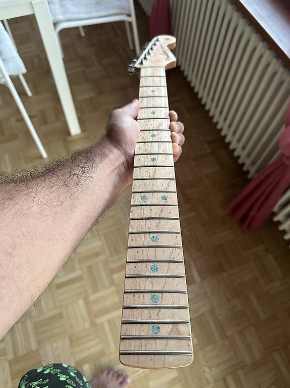 Fender Instruments de musique: Warmoth Stratocaster Hals 12 Zoll Radius Birdseye Maple – D'occasion à Pfäffikon ZH par kir_lz95 1