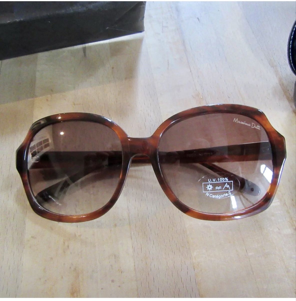 Massimo Dutti Occhiali & Lenti: Massimo Dutti sunglasses – Nuovo e nell'imballaggio originale da Wohlen AG venduto da rol_8r5l