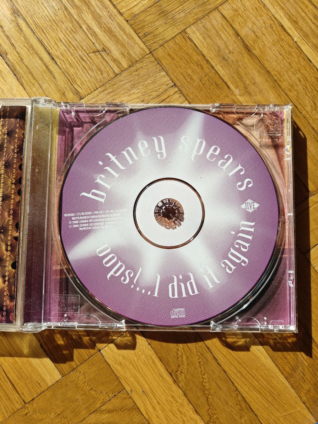 CD: Britney Spears - Oops!...I Did It Again, CD – Nuovo (secondo la descrizione) da Carouge GE venduto da Andelie 2