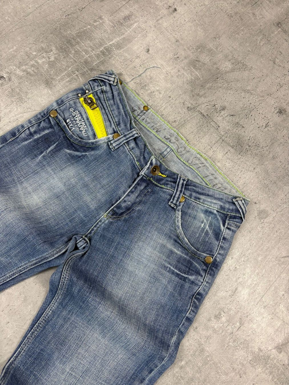 G-Star Jeans: Vintage G-Star Bootcut Flared Jeans (M) – Nuovo (secondo la descrizione) da Werdenberg venduto da hase.vintage 2