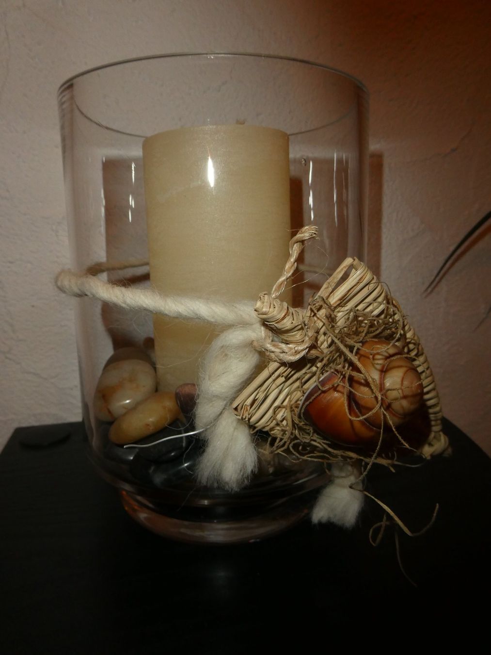 Tutte le decorazioni: Deko-Glas mit Kerze und Steinen – Usato da Mels venduto da KOSL 1