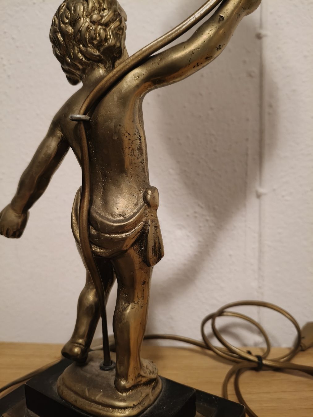 Lampade: Antike Tischlampe – Usato da Zwingen venduto da inf_2blh 6