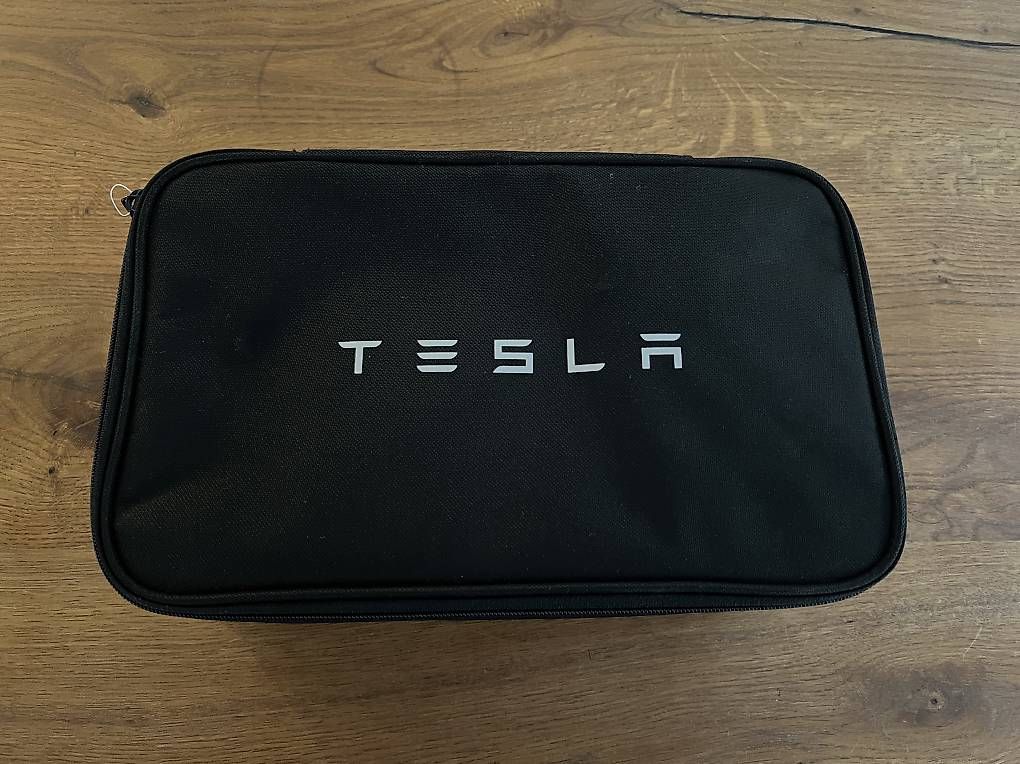 Ganci per rimorchio: Tesla Anhängerkupplung Model Y - NEU – Usato da Schenkon venduto da sparrow81 2