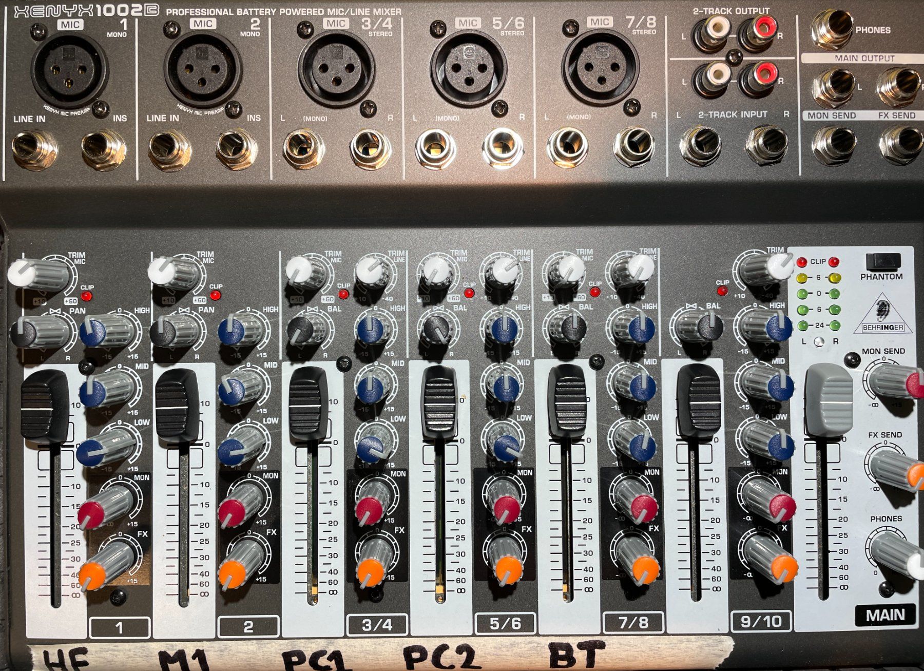 BEHRINGER 1002B avec mallette alu très pratique (Gebraucht) in Bernex ...