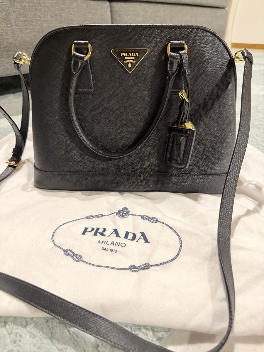 Prada Borse da donna: Prada Handtasche mit Staubbeutel – Usato da Zetzwil venduto da April99